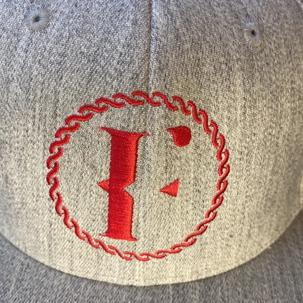 MEN’ NEW FLEXFIT 110 FITTED HOTLINE